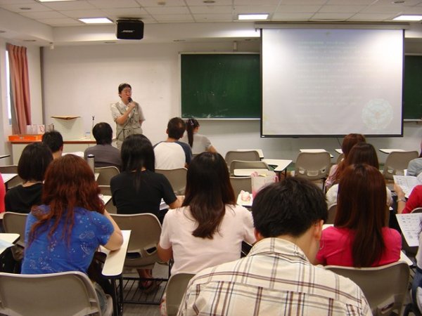 2010年8月19日 中小學實習返校-學長姐實習經驗分享