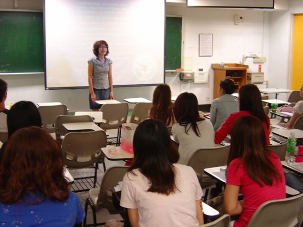 2010年8月19日 中小學實習返校-學長姐實習經驗分享