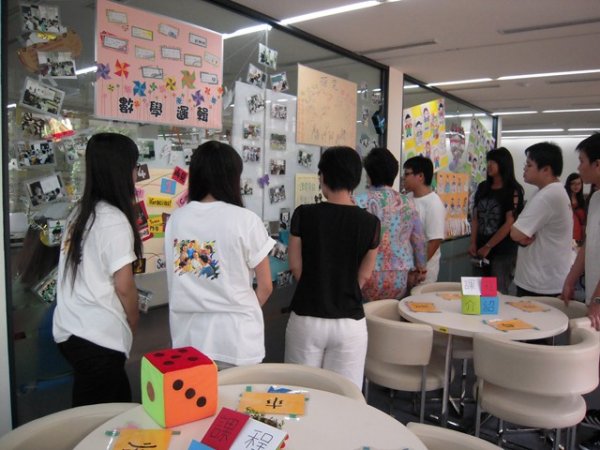 2012年9月11日 史懷哲成果展開幕