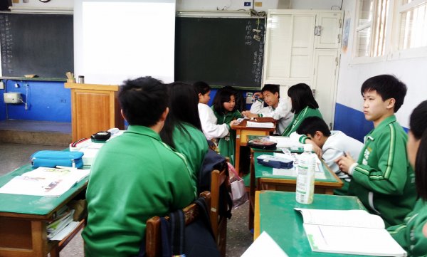 2014年2月25日 師資培育專業學習社群英文科林禕茹老師公開演示
