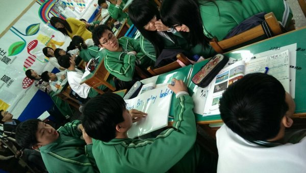 103年3月11日師資培育專業學習社群英文科師資生上台試教