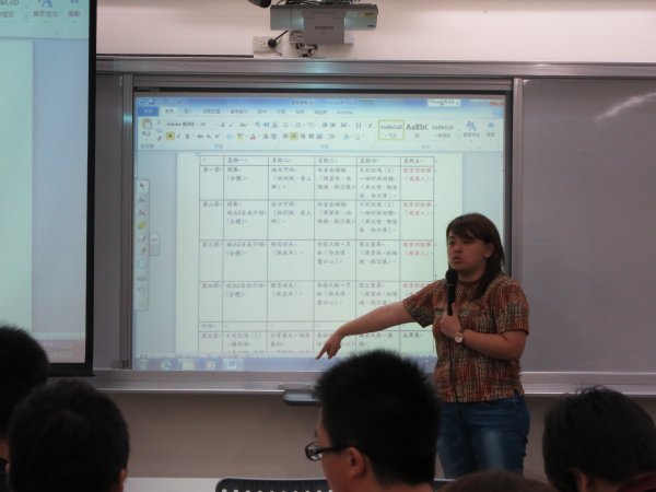 2014年6月23日 史懷哲授旗