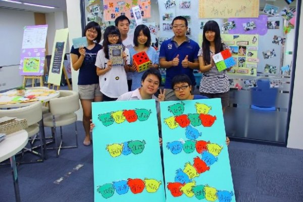 2012年9月11日 史懷哲成果展開幕